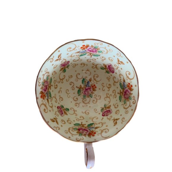 Vintage Victoria C & E Bone China English Rose Teacup & Saucer Chintz England - Picture 8 of 13